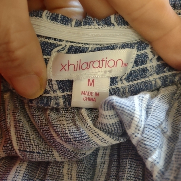 Xhilaration woman's size medium long sleeve blouse shirt top - Picture 6 of 7